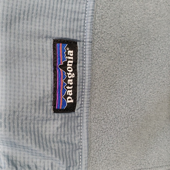 Patagonia Women's Microdini Fleece Hoody Women's Medium - Picture 3 of 13